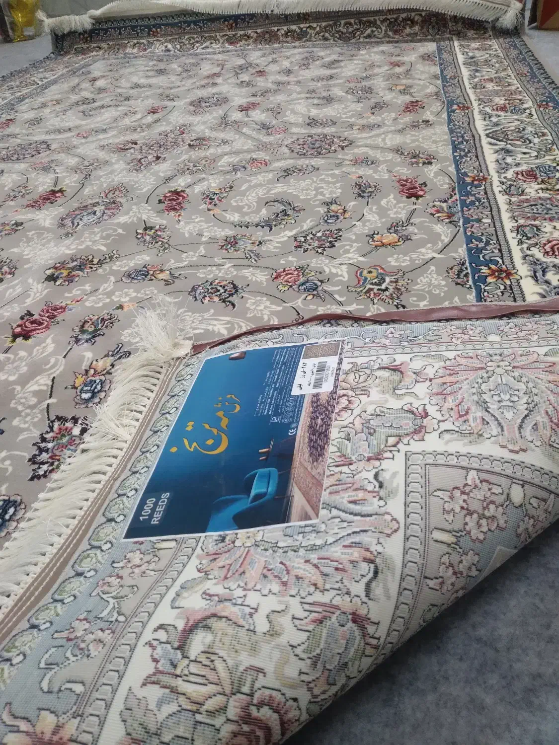 فرش ۶ متری آکبند، لی رز فیلی|فرش|قم, شاه ابراهیم|دیوار