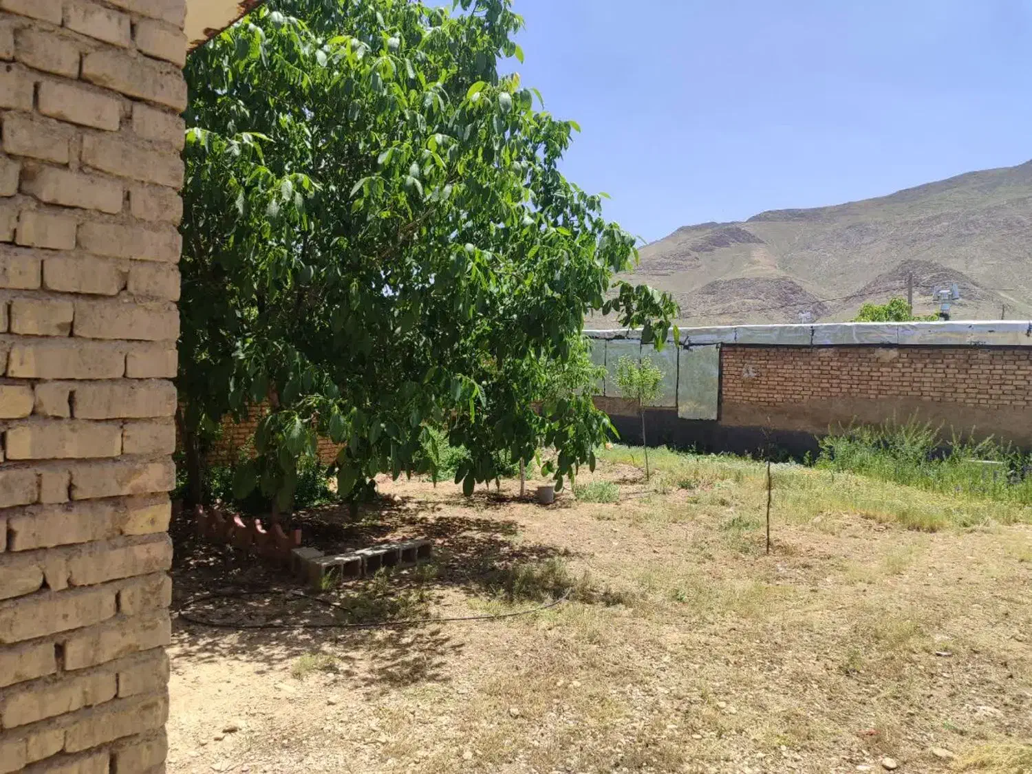 فروش خانه ویلایی400متردردشت لاله واژگون فریدن|فروش خانه و ویلا|داران, |دیوار