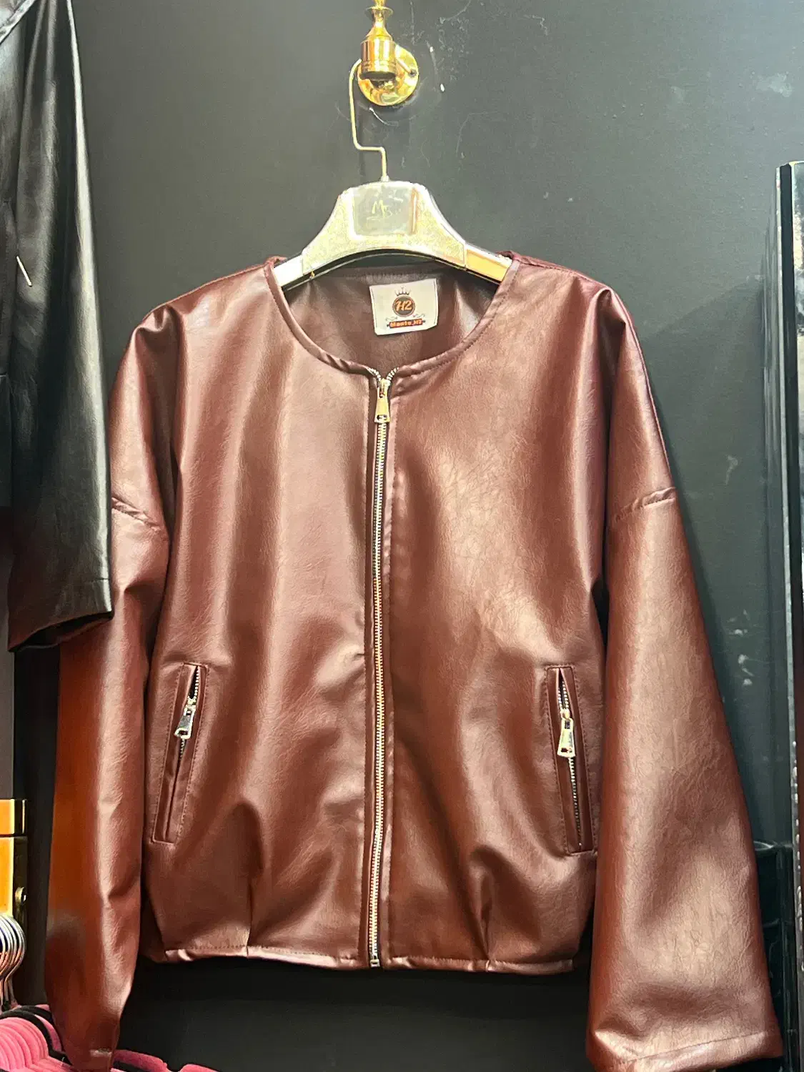 چرخکار و خیاط زنانه دوز نیازمندیم|استخدام صنعتی، فنی، مهندسی|تهران, فلاح|دیوار