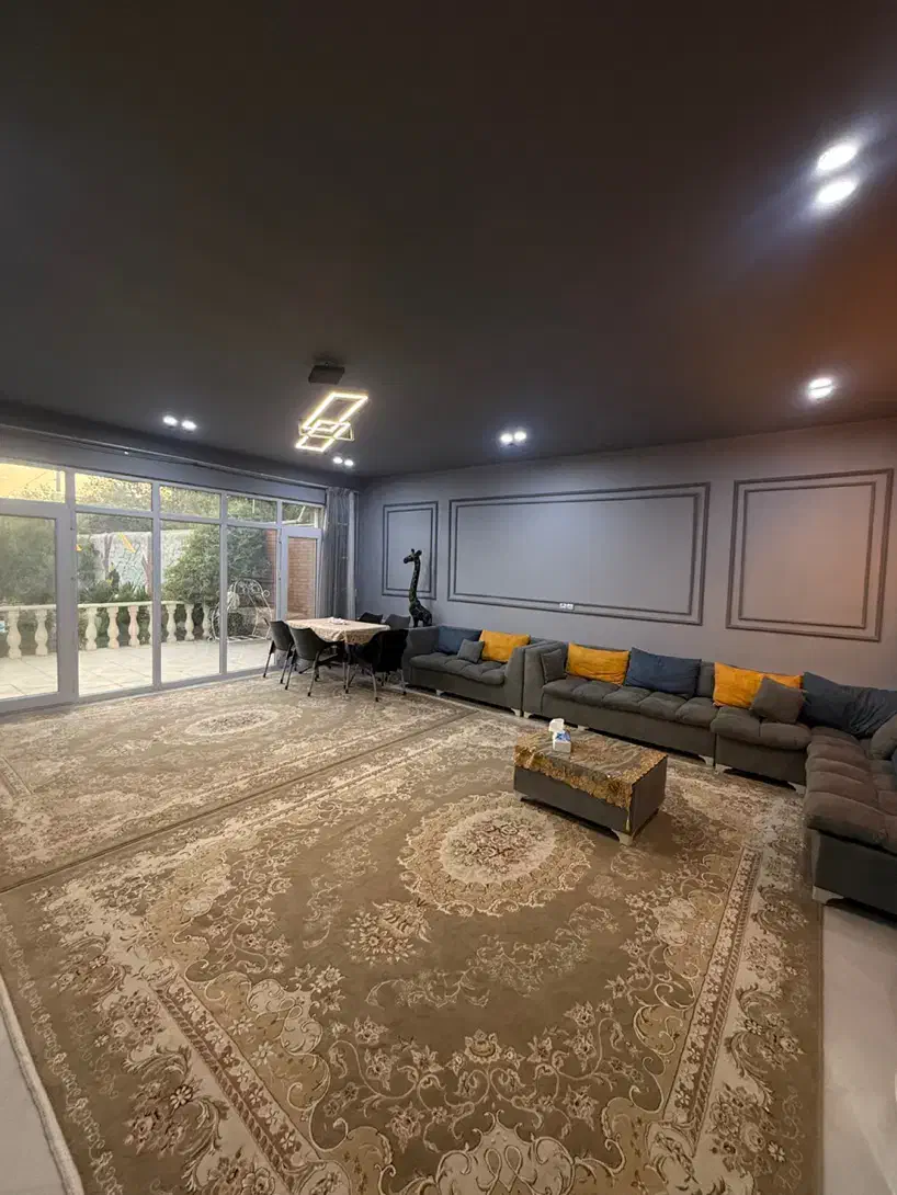 اجاره ویلا باغ روزانه|اجارهٔ کوتاهمدت ویلا و باغ|اراک, |دیوار