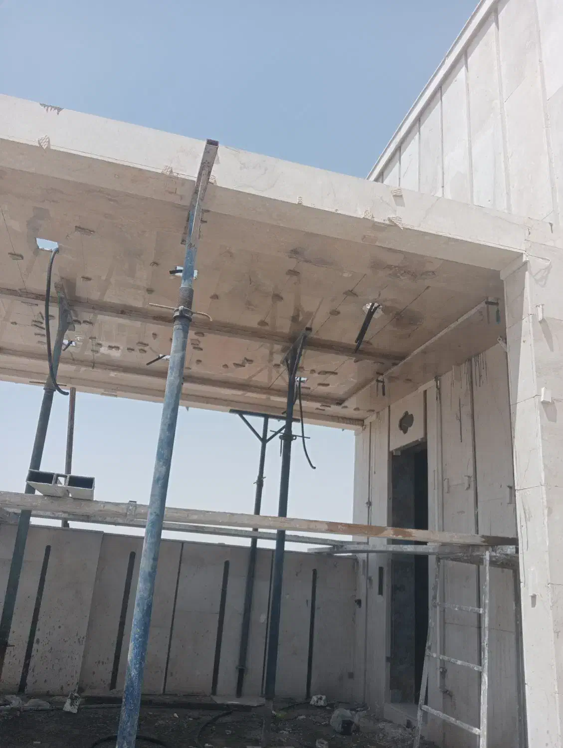 اجرای کاشیکاری و سرامیک|خدمات پیشه و مهارت|امیدیه, |دیوار