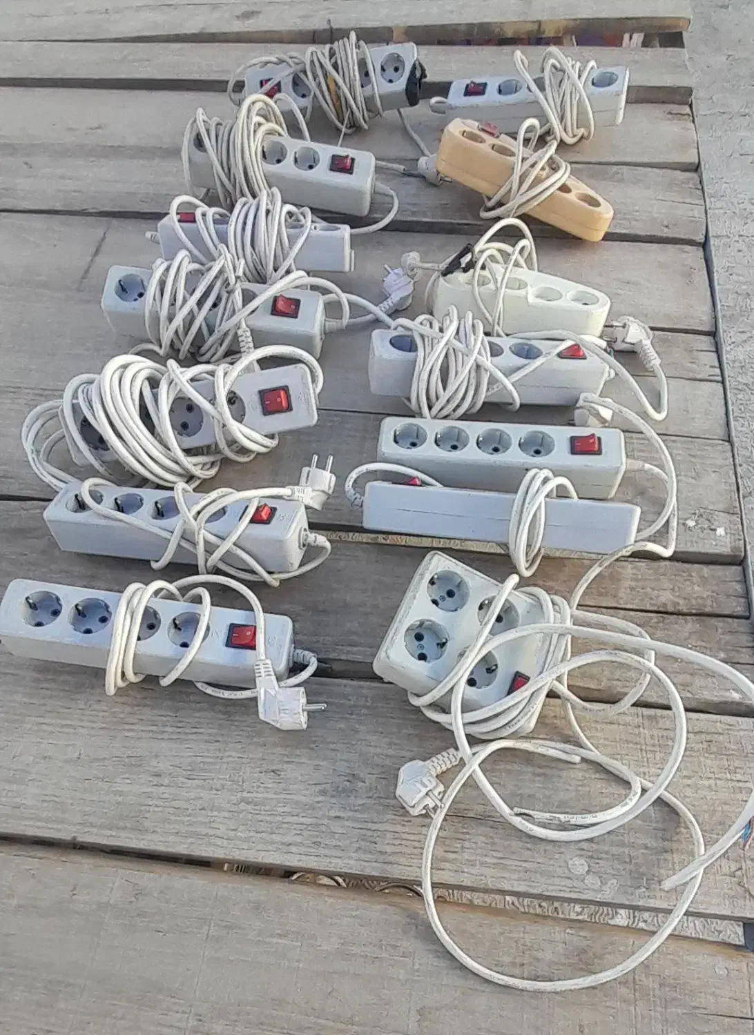 رابط برق سالم|سایر لوازم برقی|سنندج, |دیوار