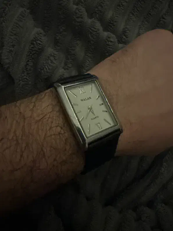 ساعت کارتیر|ساعت|رشت, لاکانی|دیوار