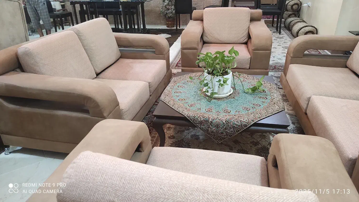 مبلمان|مبلمان خانگی و میز عسلی|دوگنبدان, |دیوار