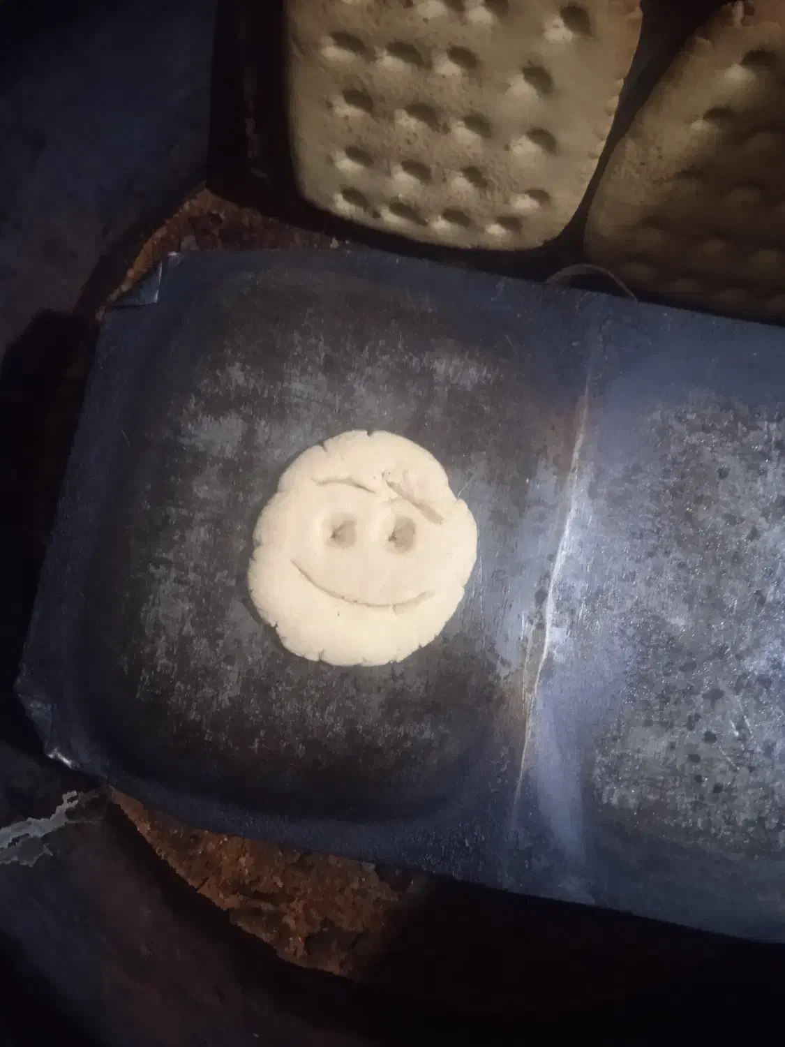 نان روغنی|خوردنی و آشامیدنی|هرسین, |دیوار