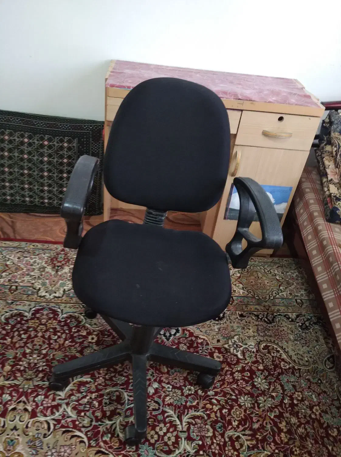 میزوصندلی|صندلی و نیمکت|بیجار, |دیوار