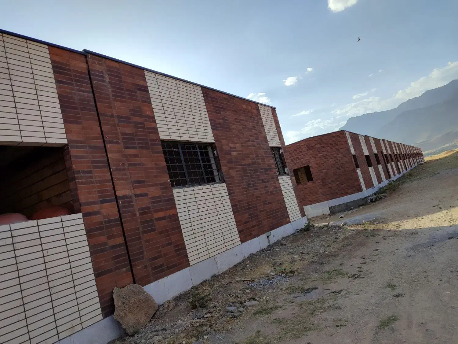 خانه نیمه کاره در شهرک قراب|فروش خانه و ویلا|اردل, |دیوار