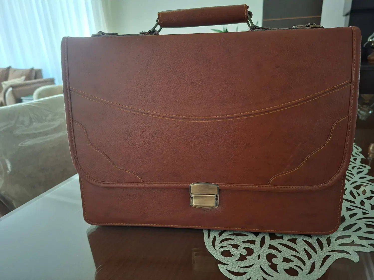 کیف چرمی اداری|کیف، کفش، کمربند|اصفهان, کوی ولی عصر|دیوار