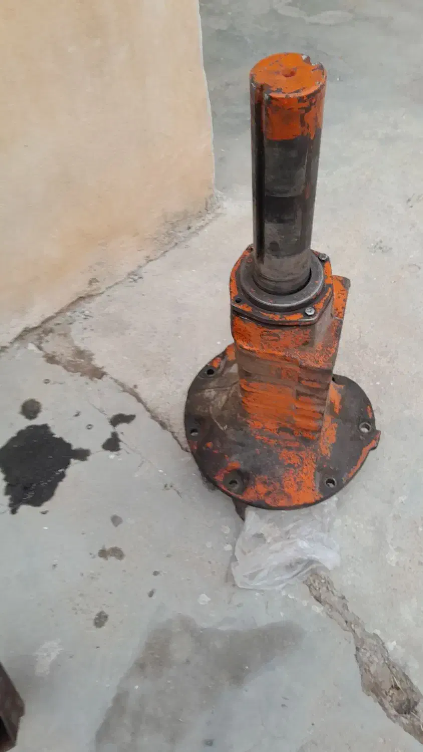 فروش قطعات تراکتور رومانی|ماشین‌آلات صنعتی|ایذه, |دیوار