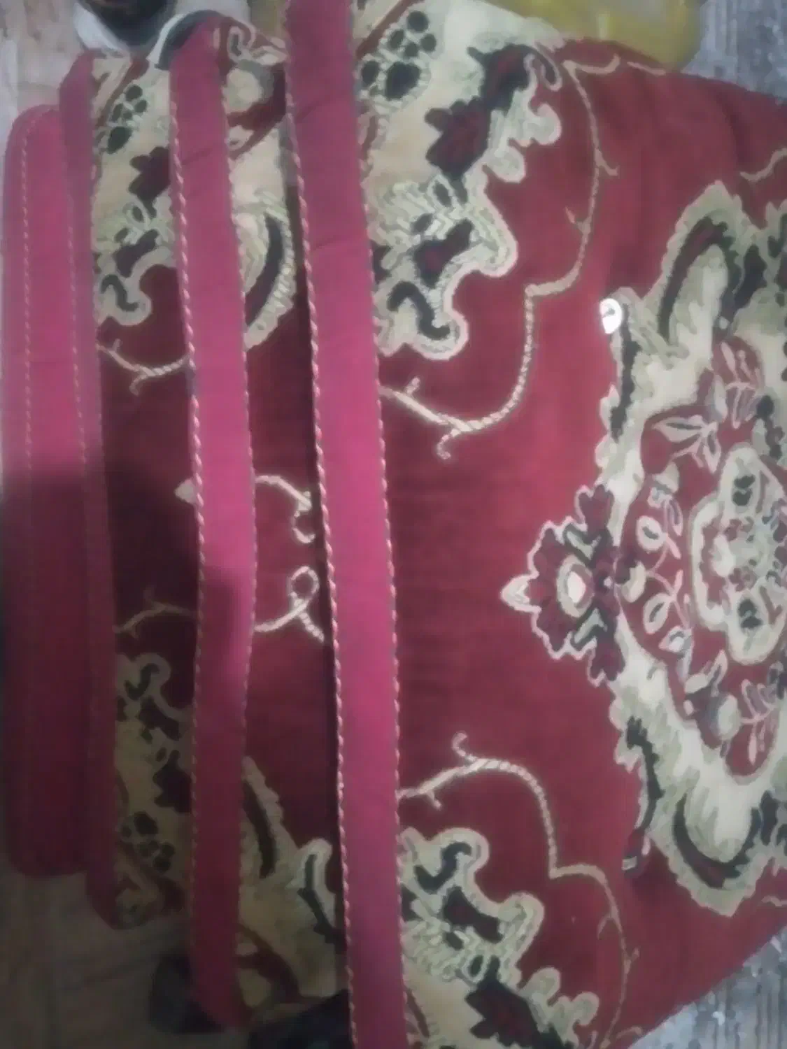 پشتی دوجفت|پشتی|آبادان, |دیوار