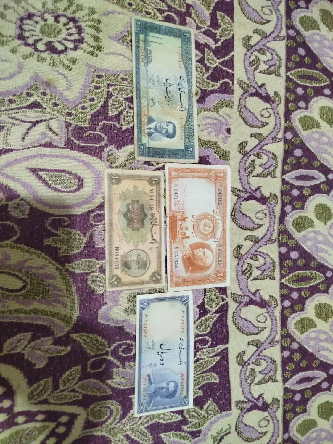 تعدادی کلکسیونی به بالاترین قیمت پیشنهادی|کلکسیون سکه، تمبر، اسکناس|شیراز, فرگاز|دیوار