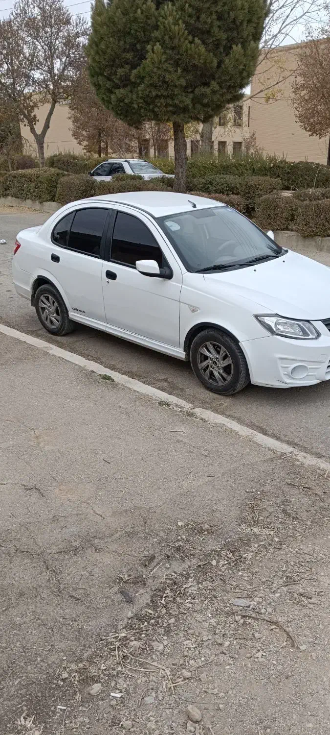 ساینا ۹۷|خودرو سواری و وانت|خمینی‌شهر, |دیوار