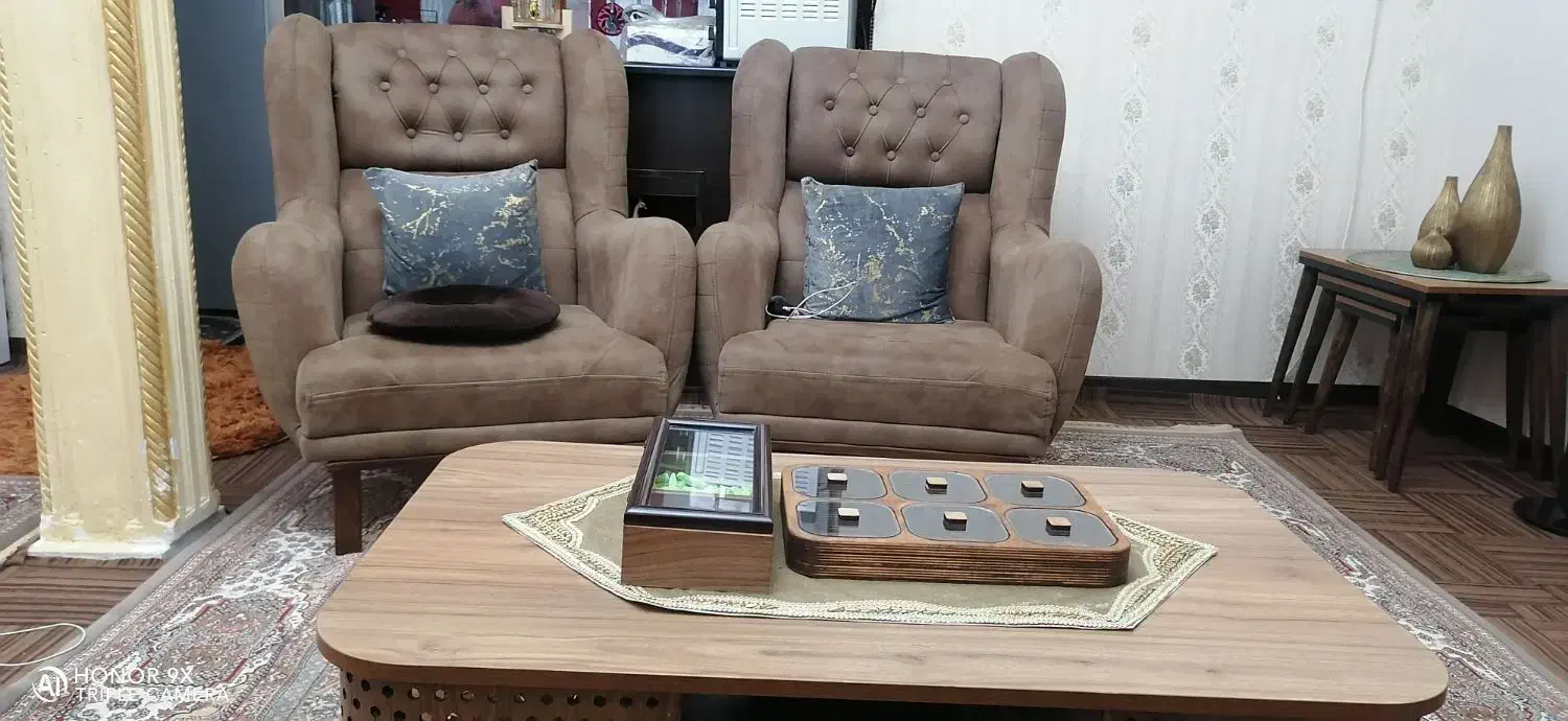 مبل 8 نفره به همراه می وسط و عسلی درحد نو|مبلمان خانگی و میز عسلی|آبادان, |دیوار