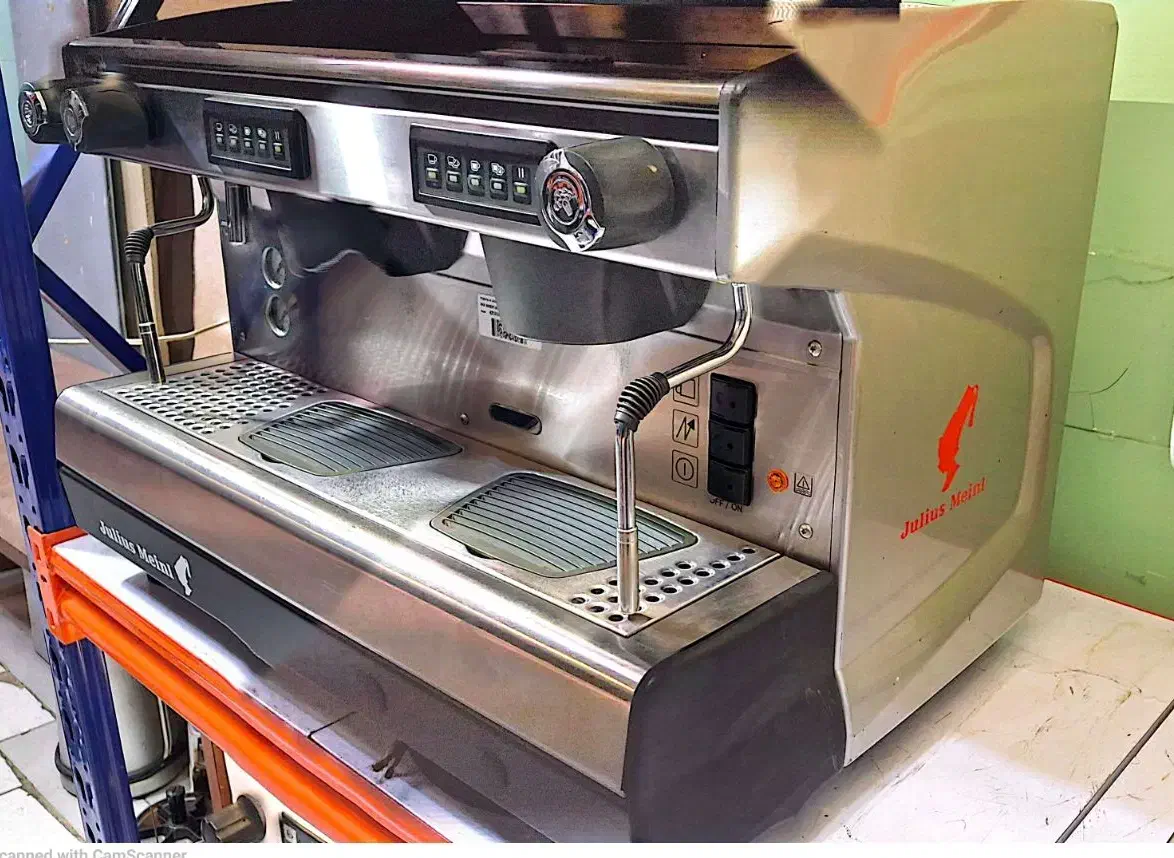 دستگاه اسپرسوسازصنعتی حرفهای دربرندهای ایتالیایی|کافیشاپ و رستوران|شیراز, تندگویان|دیوار