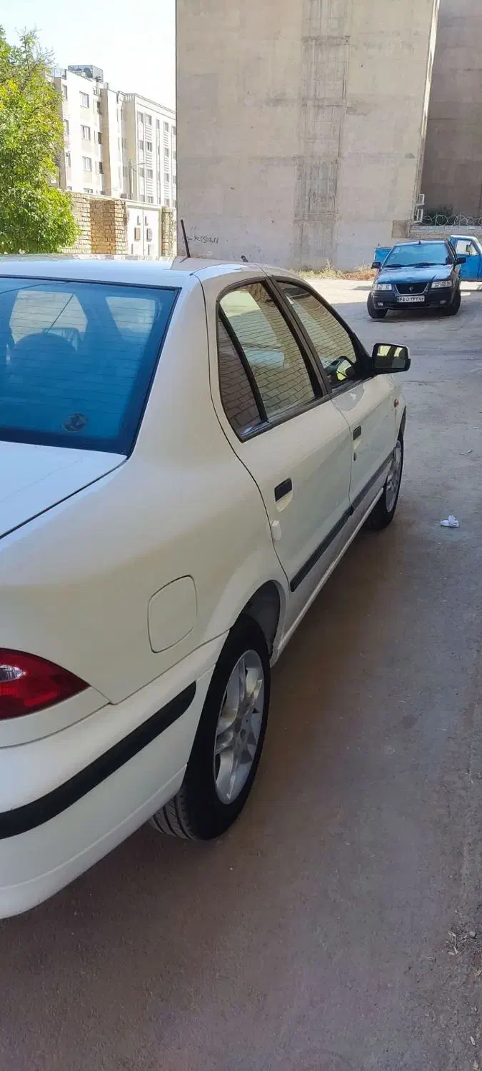 سمند ال ایکس کارمندی|خودرو سواری و وانت|شیراز, شهرک فرزانگان|دیوار