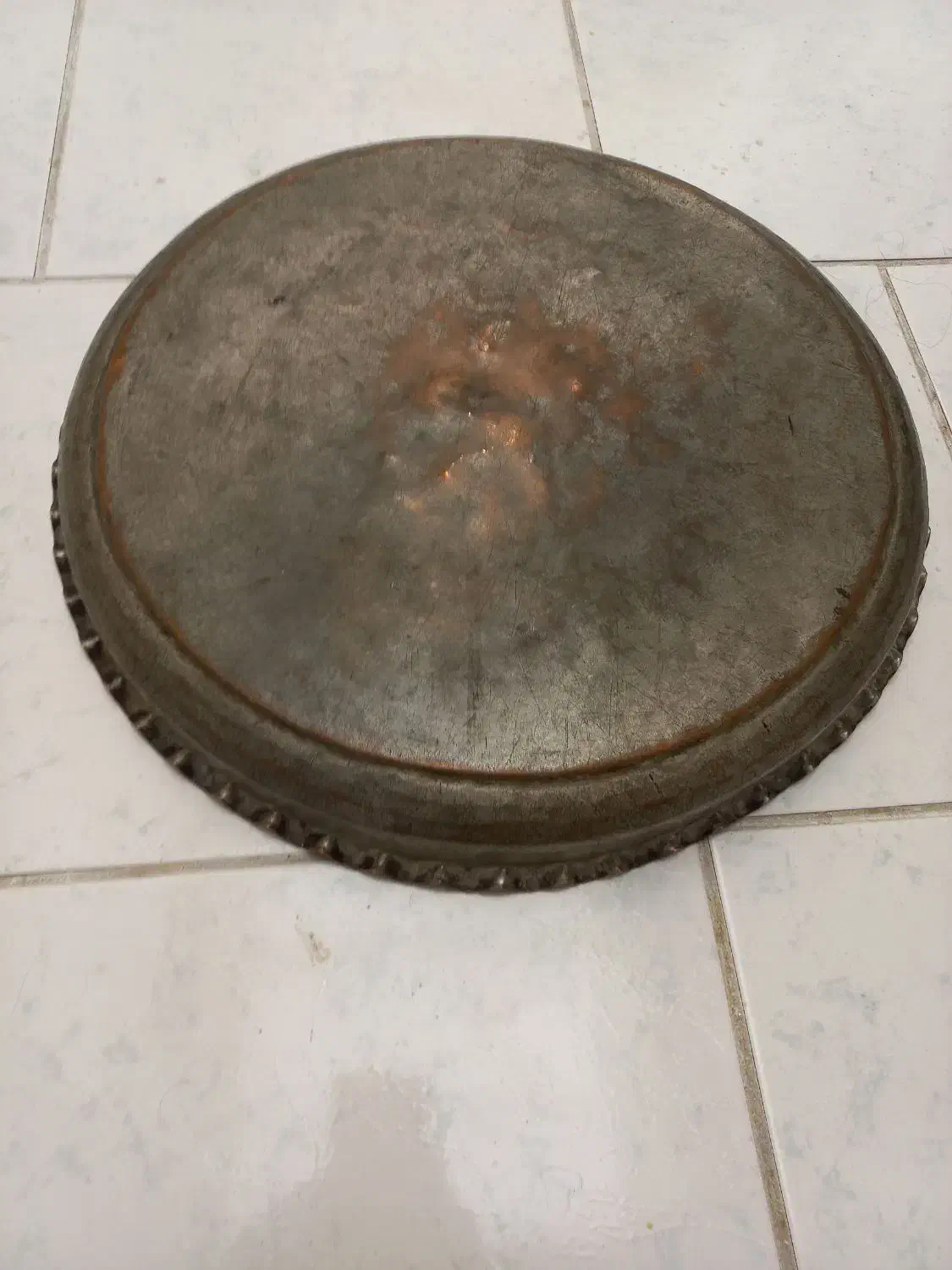 مجمع مسی|کلکسیون اشیاء عتیقه|شهرکرد, |دیوار