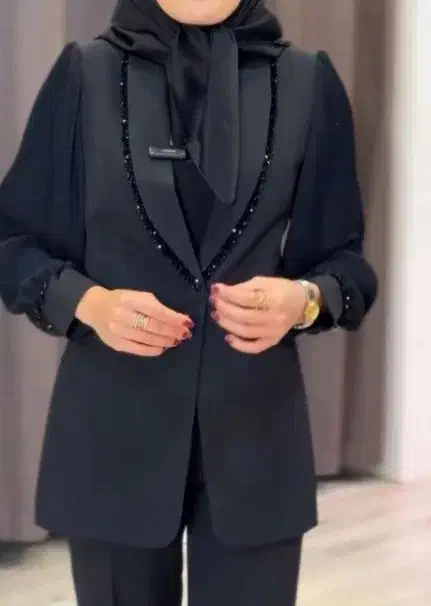 استخدام چرخ کار ماهر برای کار در مزون خیاط|استخدام صنعتی، فنی، مهندسی|اهواز, ۳۰ متری|دیوار