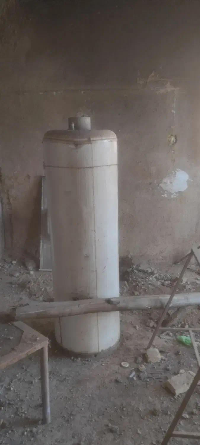 درب خانه کارگاه قالی|ابزارآلات|شهرکرد, |دیوار