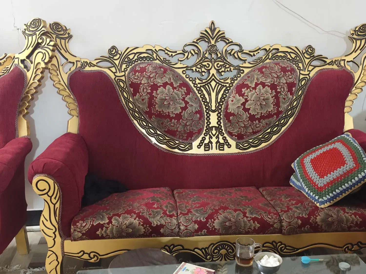 فروش مبل سلطنتی رنگ زرشکی|مبلمان خانگی و میز عسلی|اسفراین, |دیوار