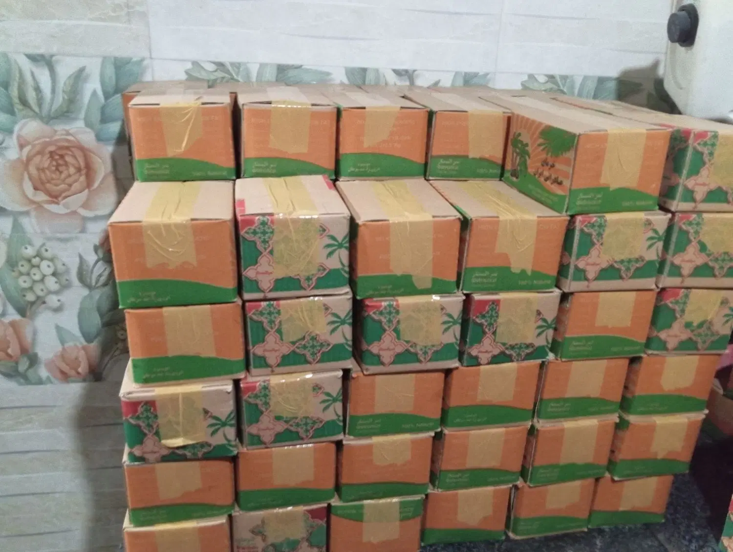 خرما|خوردنی و آشامیدنی|جم, |دیوار