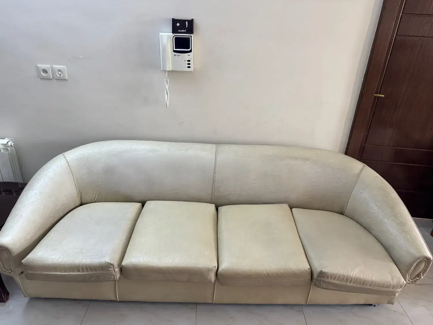 مبل چرم|مبلمان خانگی و میز عسلی|اصفهان, جوزدان الیادران|دیوار