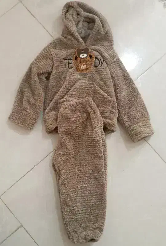 لباس ارزان|کفش و لباس بچه|هشتگرد, شهرک گلها|دیوار