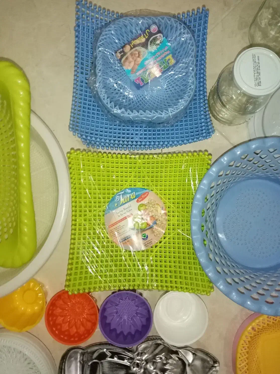 ظروف پلاستیکی و...|ظروف نگهدارنده، پلاستیکی، یک‌بارمصرف|گرگان, |دیوار