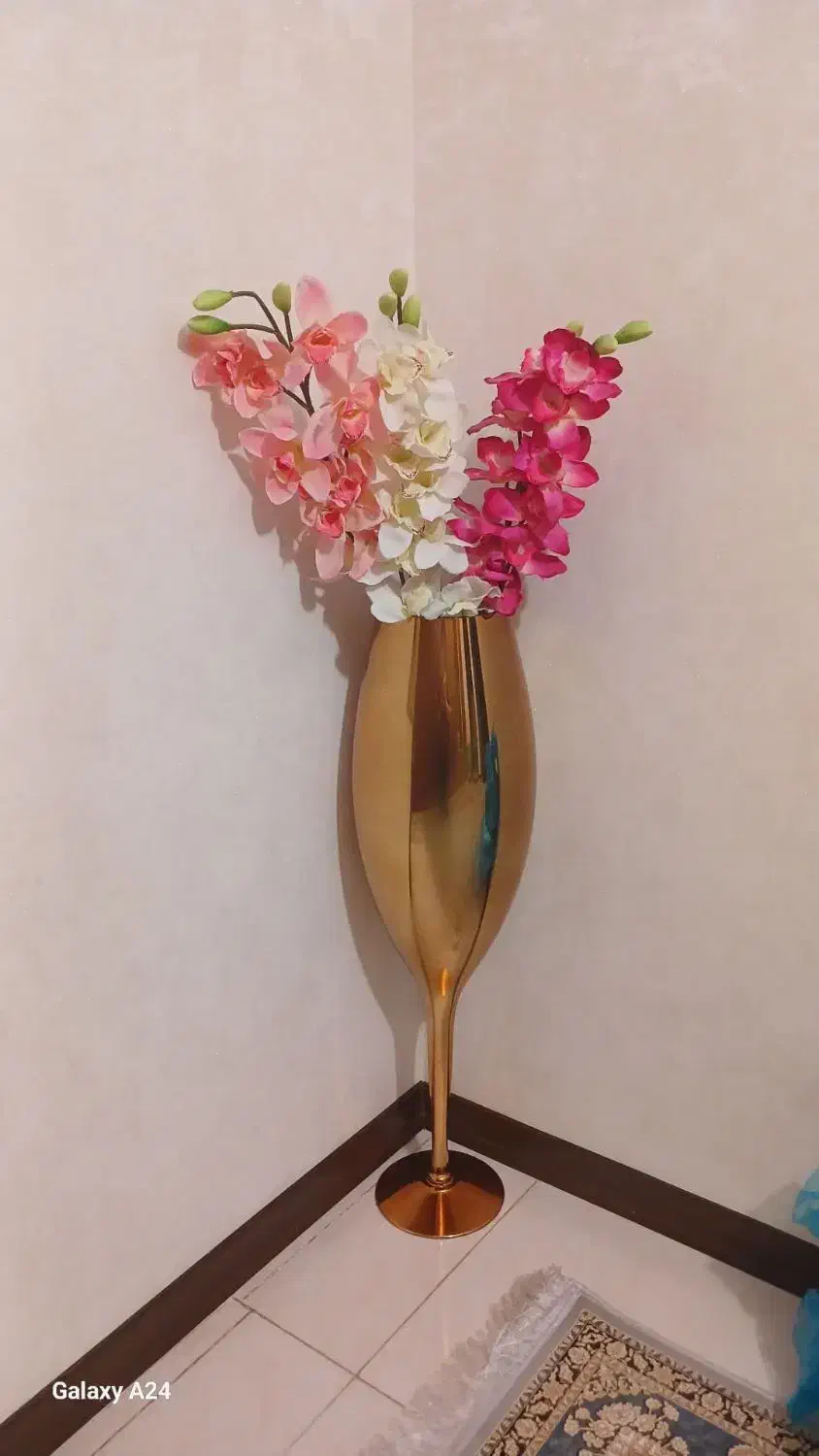 گل وگلدان|صنایع دستی و سایر لوازم تزئینی|اسلامشهر, شهرک واوان|دیوار