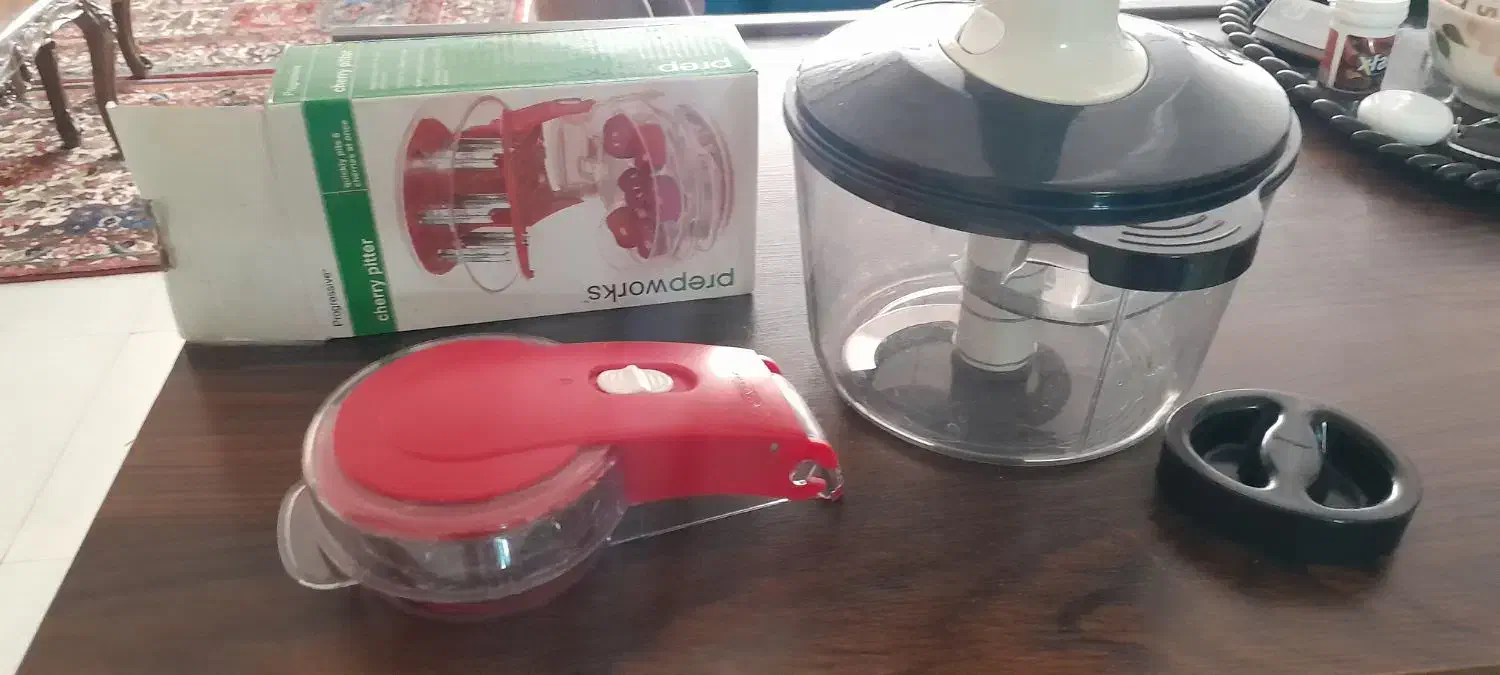 هسته گیر البالو ویا خردکن دستی بزرگ|خردکن، آسیاب، غذاساز|شهرکرد, |دیوار