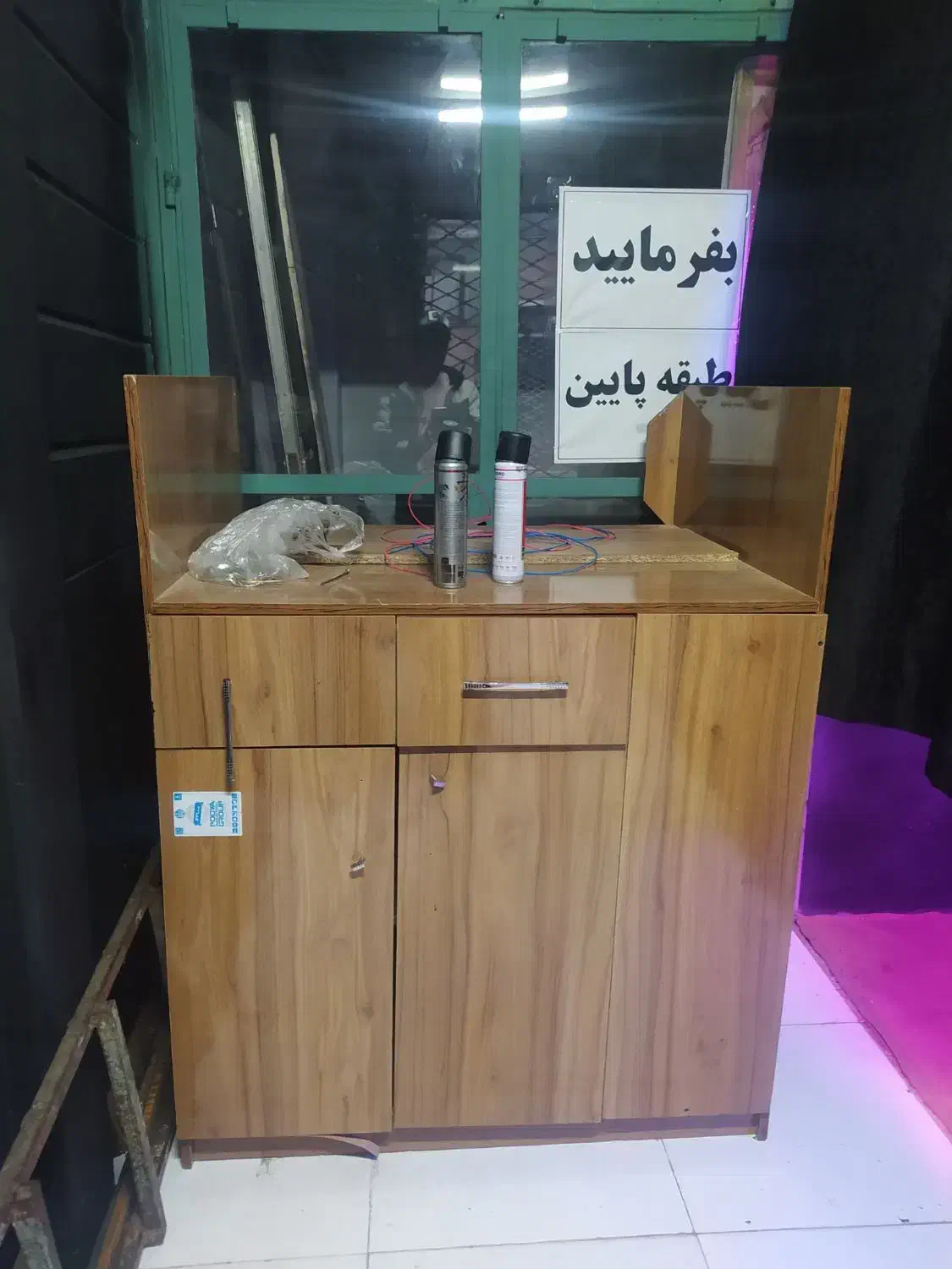 میز|میز تحریر و کامپیوتر|قوچان, |دیوار