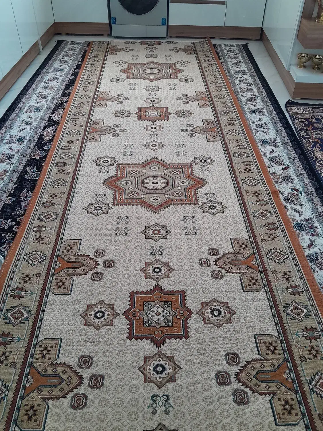 کناره فرش|فرش|کرمانشاه, |دیوار