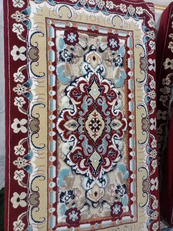 دوجفت پشتی گل برجسته در حدنو|پشتی|ورامین, ورامین|دیوار