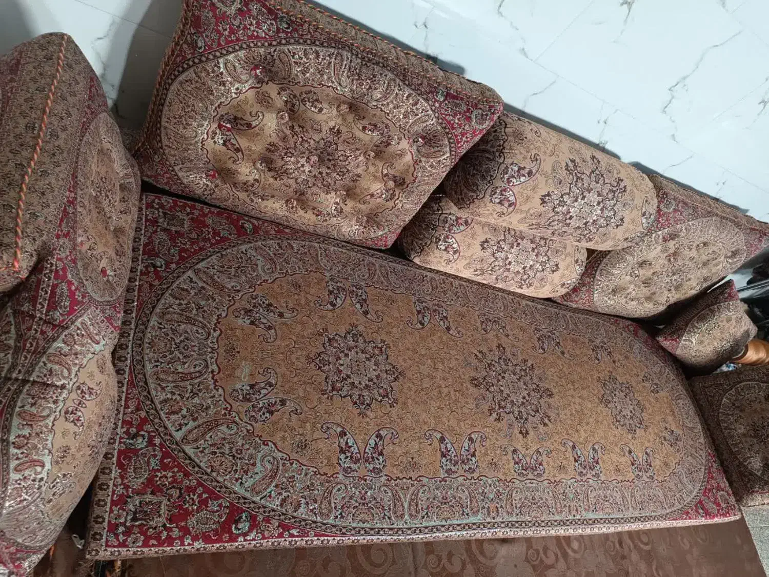 سرویس شاه نشین ترمه|پشتی|بوشهر, |دیوار