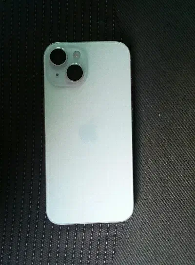 اپل iPhone 15 با حافظهٔ ۱۲۸ گیگابایت|موبایل|شیراز, زرهی|دیوار