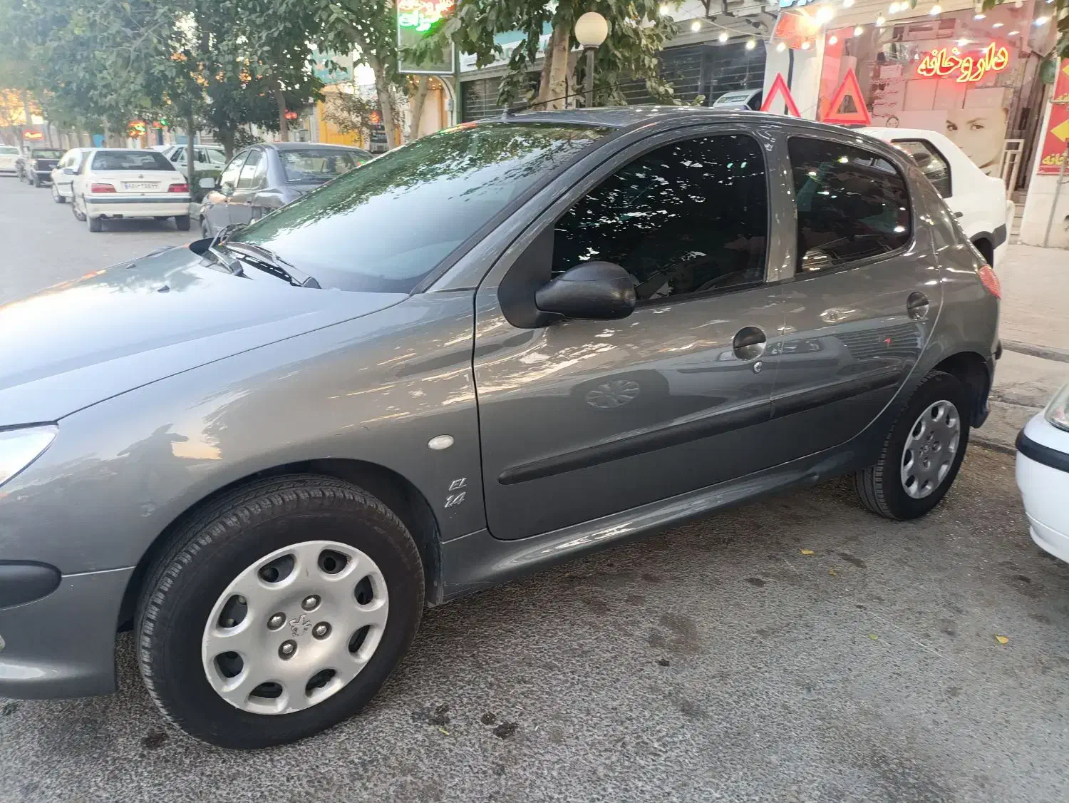 پژو 206 تیپ دو  کارکرد پایین|خودرو سواری و وانت|خمینی‌شهر, |دیوار