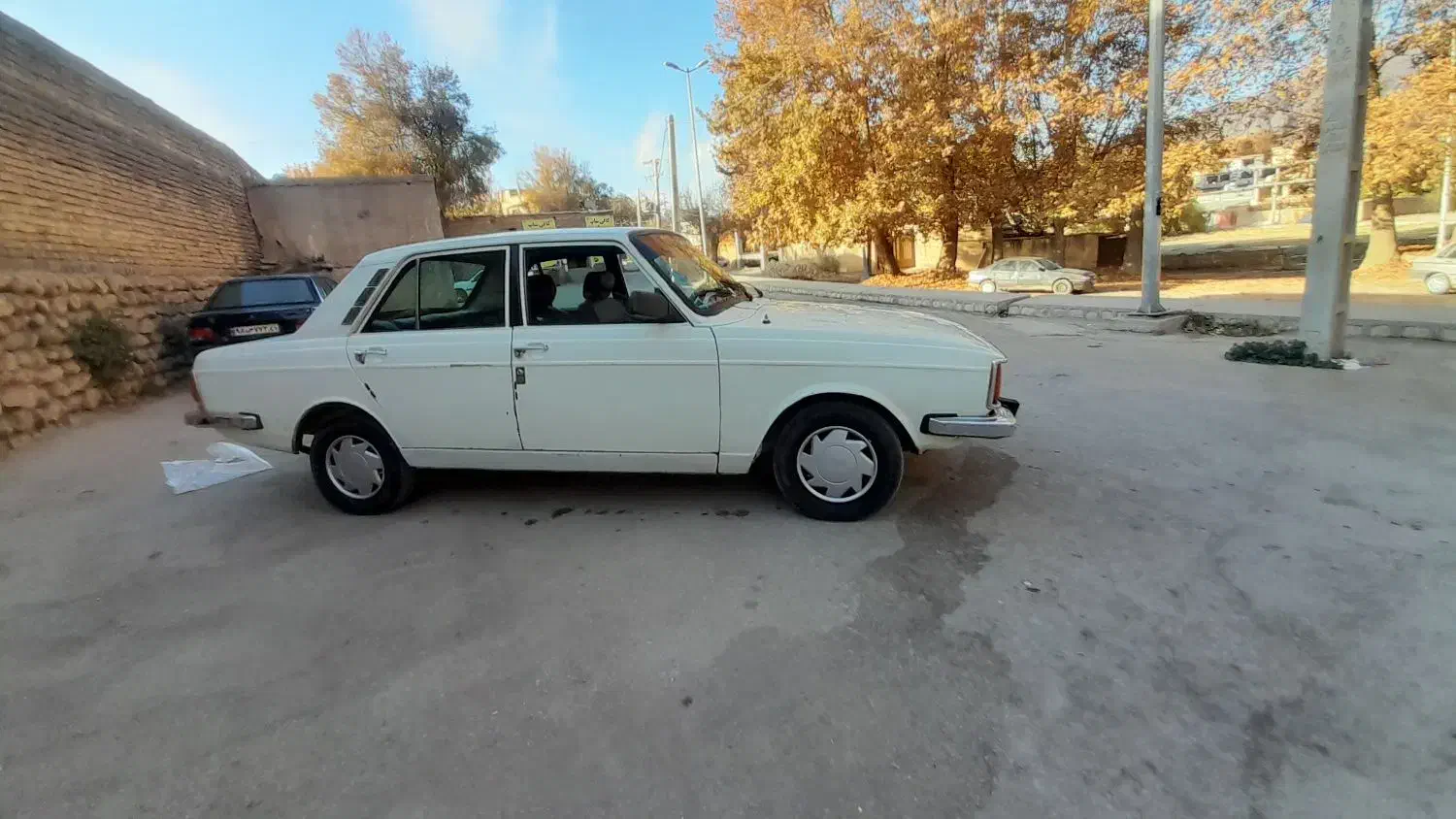 فروشی پیکان ۸۱|خودرو سواری و وانت|لردگان, |دیوار