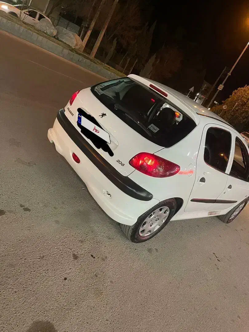 پژو206 مدل 98|خودرو سواری و وانت|مرودشت, بهارستان|دیوار