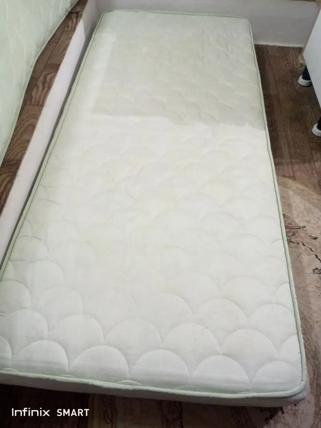 تشک|تشک تختخواب|بندر انزلی, سامانسر|دیوار