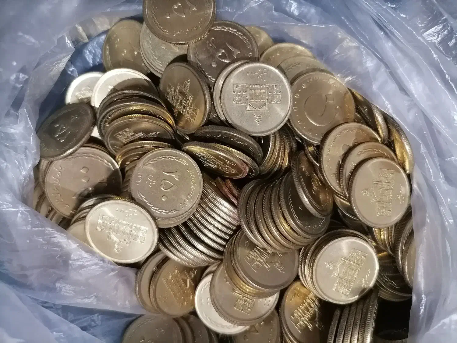 سکه مدرسه فیضیه|کلکسیون سکه، تمبر، اسکناس|گرگان, |دیوار