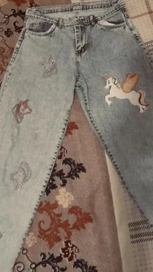 لباس های زمستانه در حد نو|لباس|نیشابور, خط کاشمر|دیوار