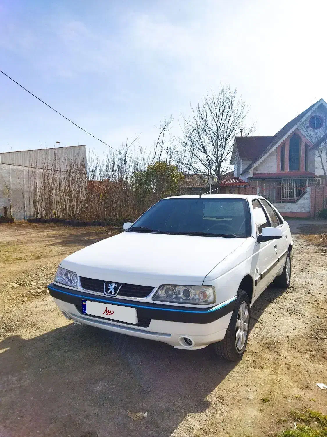 پژو ۴۰۵ سفید  slx1800|خودرو سواری و وانت|صومعه‌سرا, |دیوار