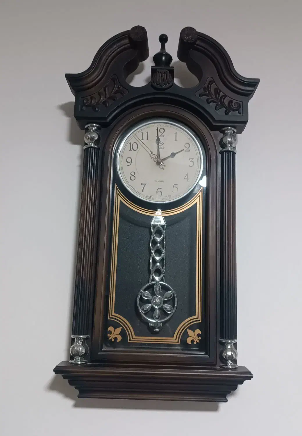 ساعت دیواری،تابلو،یه جفت پشتی|ساعت دیواری و تزئینی|شهریار, شهریار|دیوار