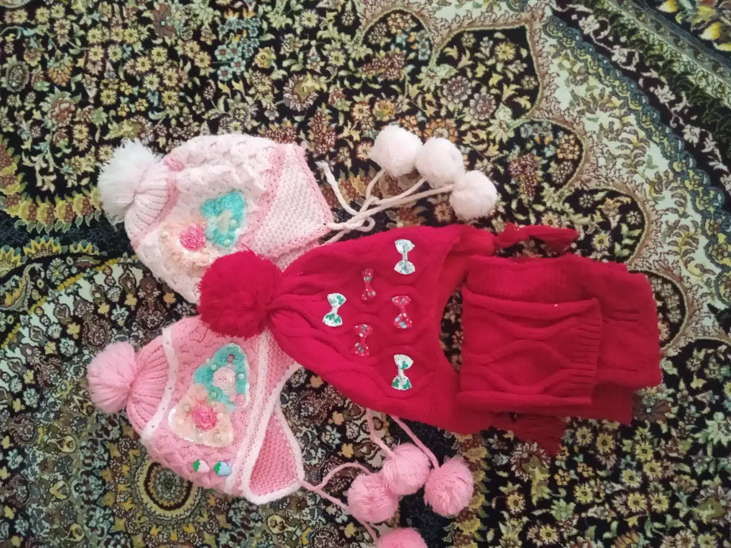 کلاه ، کاپشن ، مانتو و شلوارهای دخترانه|حراج|ارومیه, |دیوار