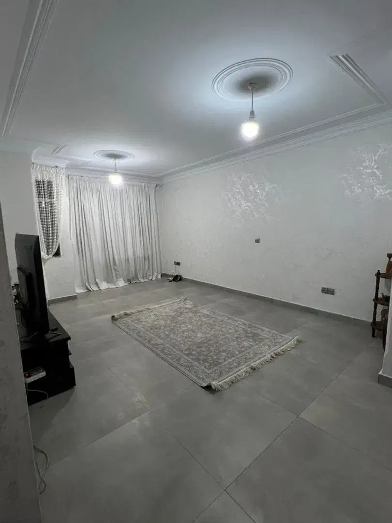 اجاره آپارتمان ۷۶ متر دو خواب آبشار تهران