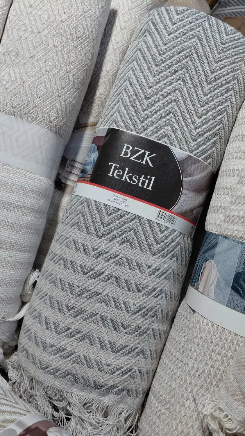 شال مبل وروتختی ،پتوی ترک|مبلمان خانگی و میز عسلی|تهران, حافظیه|دیوار