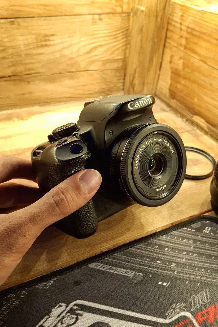 دوربین کانن۷۰۰dهمراه دو لنز|دوربین عکاسی و فیلم‌برداری|اراک, |دیوار