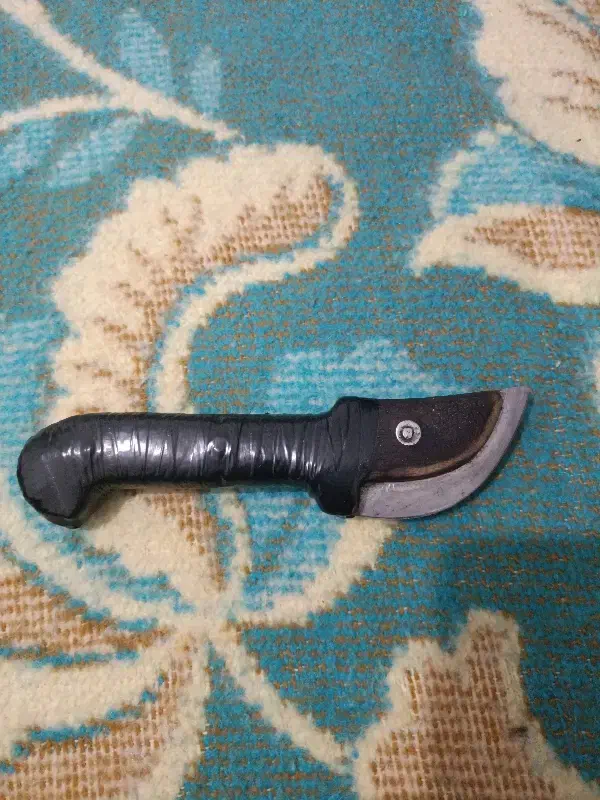 یک عدد چاقو قشنگ قدیمی|کوهنوردی و کمپینگ|نورآباد, |دیوار