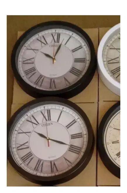 ساعت دیواری نو روانگرد قطر ۳۲ با جعبه|ساعت دیواری و تزئینی|بروجرد, |دیوار