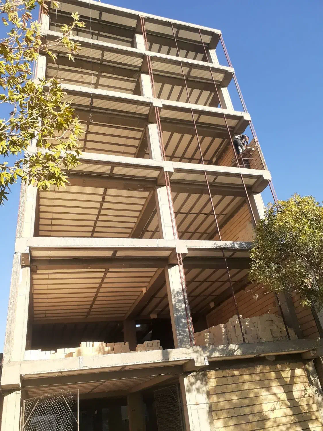 آرماتوربندی واجرای سقف های بتونی|خدمات پیشه و مهارت|کنگاور, |دیوار