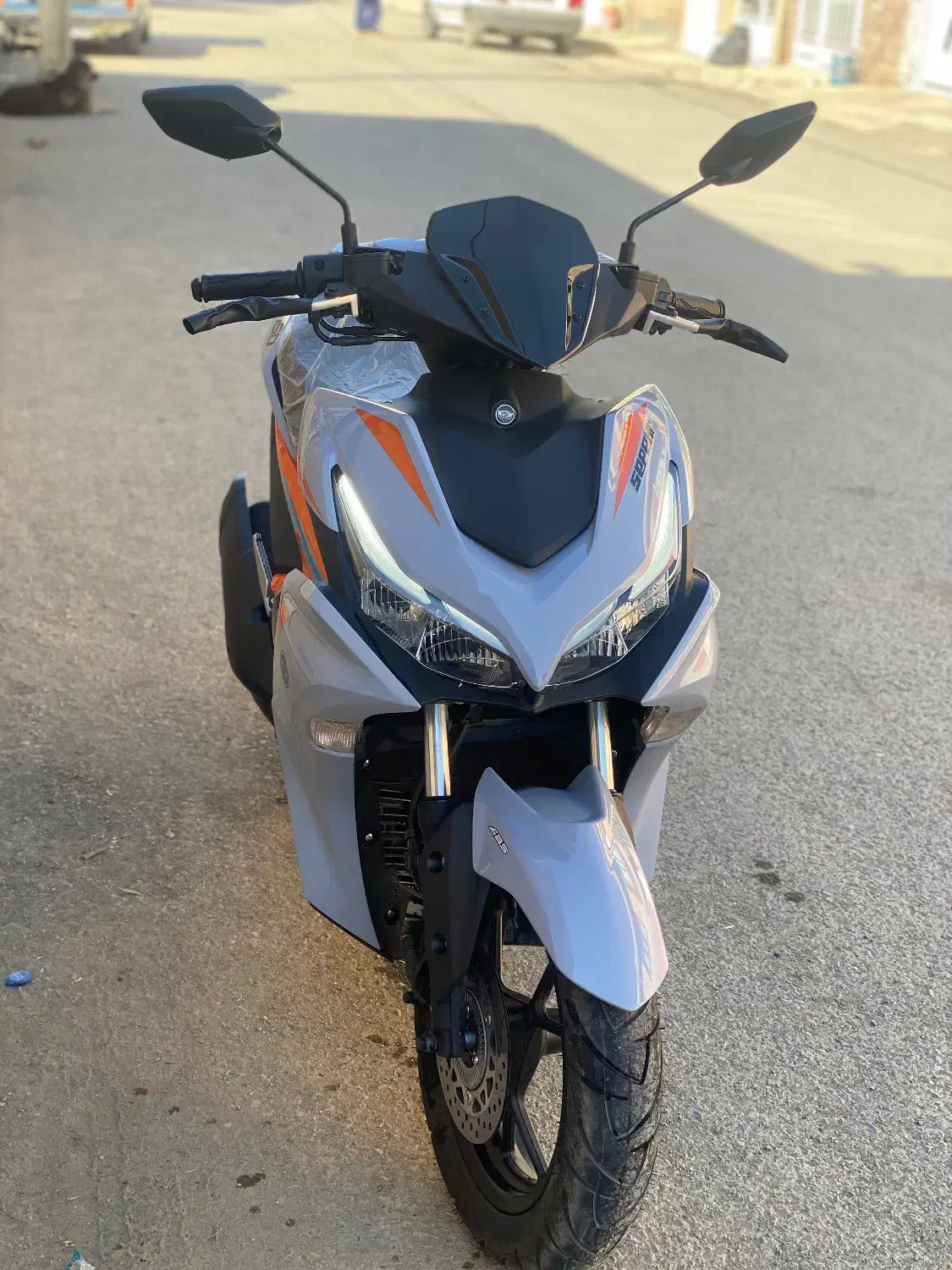 موتور آیروکس تمام اتوماتیک|موتورسیکلت|بوکان, |دیوار